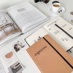Sổ tay Crabit Notebuck Coffeeine - Espresso ruột  Dotgrid 180 trang (14.5 x 20.8 cm) 