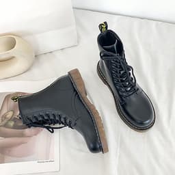 Bốt Martin Mỏng Thoáng Khí Phong Cách Anh Kết Hợp Được Với Mọi Phong Cách