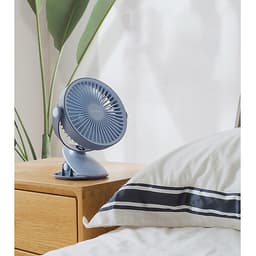Quạt sạc mini đế kẹp xoay góc 360 độ, dung lượng 2000mAh thời gian sử dụng lên đến 5 giờ, an toàn cho trẻ nhỏ YOOBAO F15 - Hãng phân phối chính thức