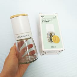 Lọ xay tiêu cầm tay Lock&Lock CKO115 140ml  -  Hàng chính hãng - Lọ bằng thủy tinh, lưỡi dao bằng sứ xay nhuyễn tốt, nắp bằng gỗ sồi, tiện dụng, dễ sử dụng