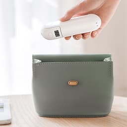 Quạt mini cầm tay kiêm pin sạc dự phòng và kẹp điện thoại 3 trong 1 nhỏ gọn tiện lợi dung lượng 1200mAh thiết kế mặt LED điện tử