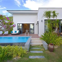[Combo Tết Âm Lịch] 3N2Đ Vinpearl Nha Trang Bay Resort 5* + Vé Máy Bay Vietnam Airlines Từ HCM, Buffet Sáng, Vui Chơi Không Giới Hạn VinWonders Dành Cho 01 Người, Khởi Hành Mùng 1, 2, 4