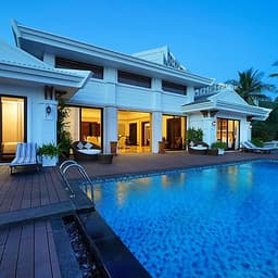 [Combo Tết Âm Lịch] 3N2Đ Vinpearl Nha Trang Bay Resort 5* + Vé Máy Bay Vietnam Airlines Từ HCM, Buffet Sáng, Vui Chơi Không Giới Hạn VinWonders Dành Cho 01 Người, Khởi Hành Mùng 1, 2, 4