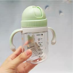 Bình tập uống nước cho bé Lock&Lock 240ml 350ml - Hàng chính hãng, chất liệu nhựa Tritan, có ống hút, có quai cầm, chống sặc, họa tiết ngẫu nhiên