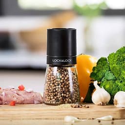 Lọ xay tiêu cầm tay Lock&Lock CKO115 140ml  -  Hàng chính hãng - Lọ bằng thủy tinh, lưỡi dao bằng sứ xay nhuyễn tốt, nắp bằng gỗ sồi, tiện dụng, dễ sử dụng