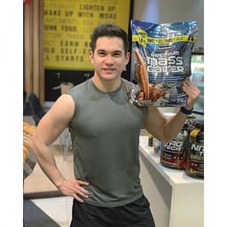 Sữa tăng cân nhanh Premium Mass Gainer 12lbs (5,4kg) - Bao bì mới - Hàng chính hãng Muscletech USA - Kèm quà tặng