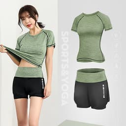 Bộ quần áo tập Gym nữ - Set quần đùi và áo thun thể thao tay ngắn
