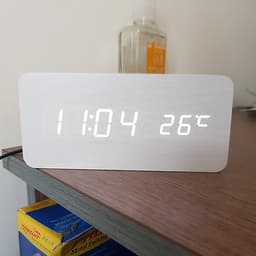 Đồng hồ để bàn led báo thức thông minh