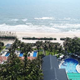 TTC Premium Resort 4* Kê Gà - Buffet Sáng, Hồ Bơi, Bãi Biển Riêng, Địa Điểm Check In Cực Đẹp