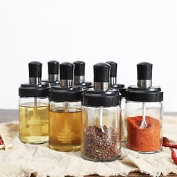 Lọ đựng gia vị - Hũ gia vị kèm muỗng không thể thiếu trong gia đình