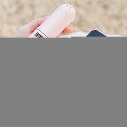 Quạt mini cầm tay kiêm pin sạc dự phòng và kẹp điện thoại 3 trong 1 nhỏ gọn tiện lợi dung lượng 1200mAh thiết kế mặt LED điện tử