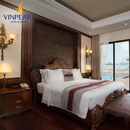 [Combo Tết Âm Lịch] 3N2Đ Vinpearl Nha Trang Bay Resort 5* + Vé Máy Bay Vietnam Airlines Từ HCM, Buffet Sáng, Vui Chơi Không Giới Hạn VinWonders Dành Cho 01 Người, Khởi Hành Mùng 1, 2, 4