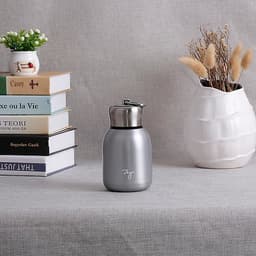 Bình Nước Giữ Nhiệt Có Móc Treo (300ml)