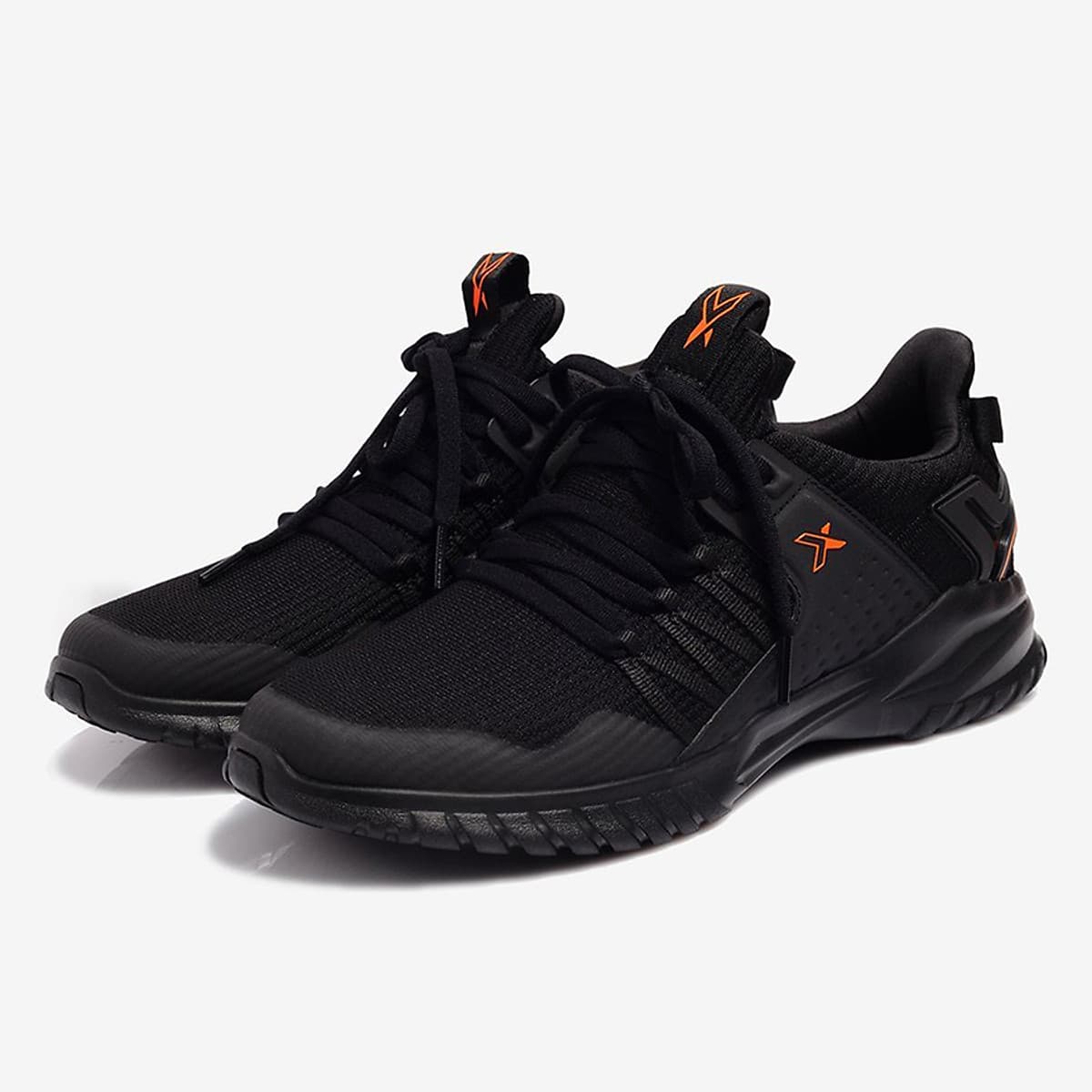 Giày Thể Thao Nam Biti's Hunter X 2k19 - Jet Black DSMH02200DEN (Đen)