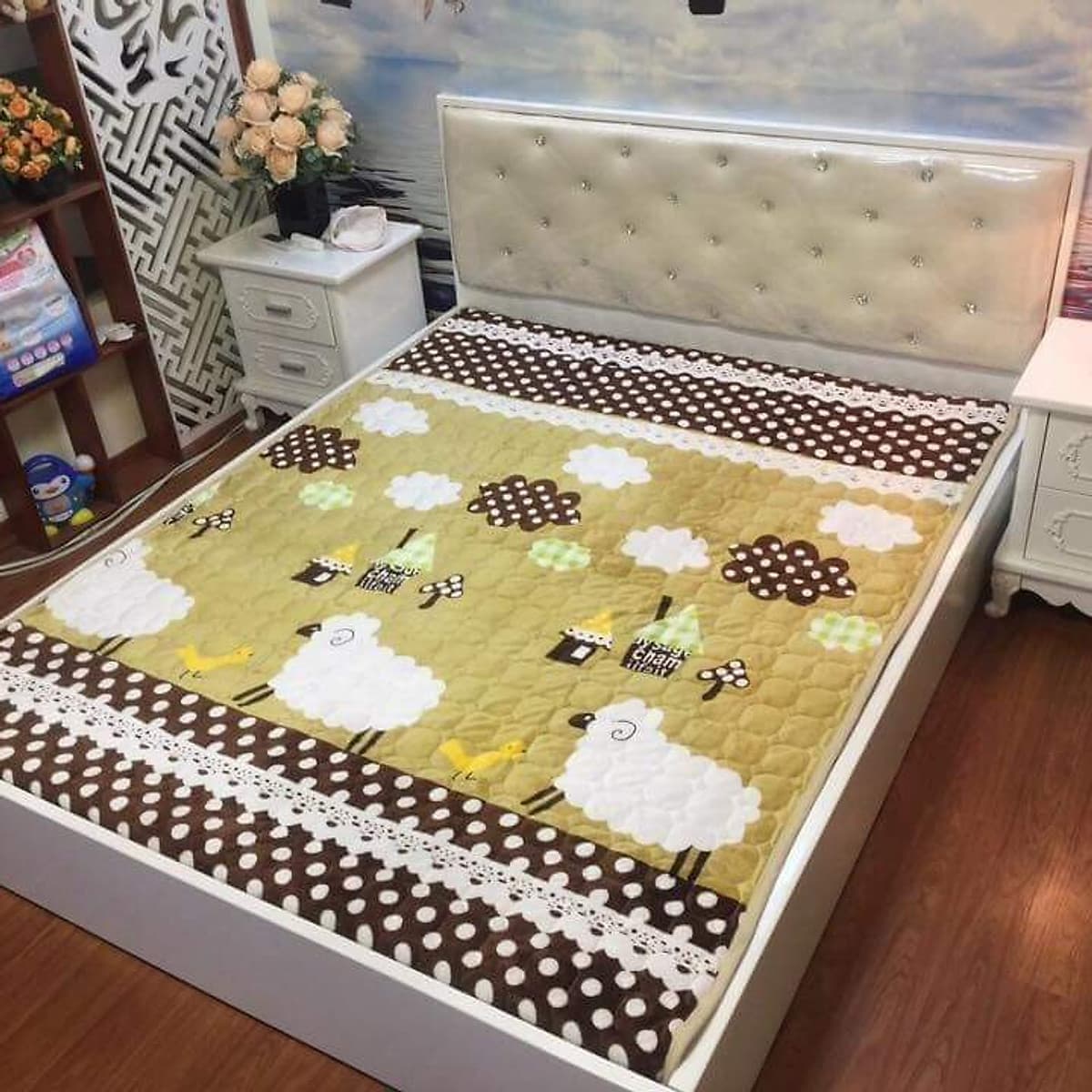 Thảm cừu đa năng trải giường họa tiết Cừu Vàng