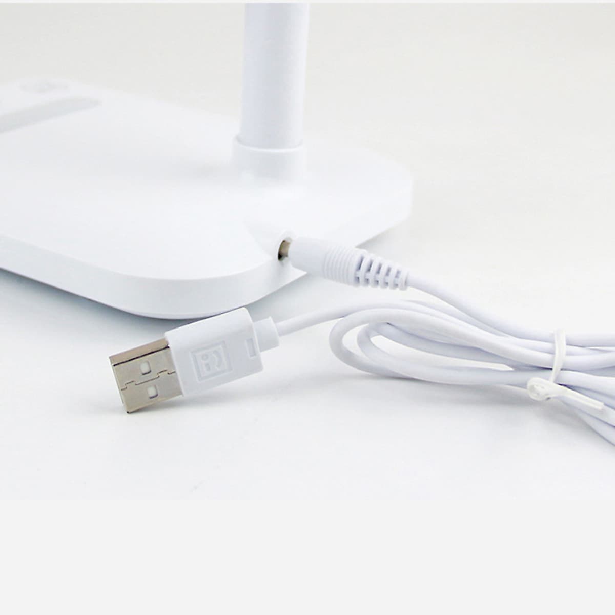Đèn Bàn Học LED USB Di Động Cao Cấp Có Thể Gập Hai Chỗ – 03 Chế Độ Ánh Sáng Vàng Bảo Vệ Mắt Chống Cận - Hàng Chính Hãng  miDoctor