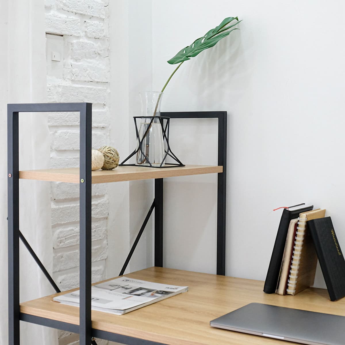 Bàn Làm Việc BEYOURs Neuly Table Gỗ Chân Sắt Phối Kệ Sách Đa Năng