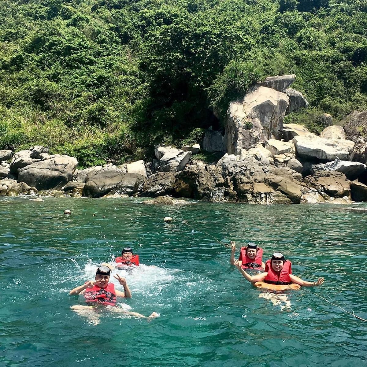 Tour 04 Đảo Nha Trang Bằng Cano, Lặn Ngắm San Hô, Bữa Trưa Trên Bè, Khởi Hành Hàng Ngày