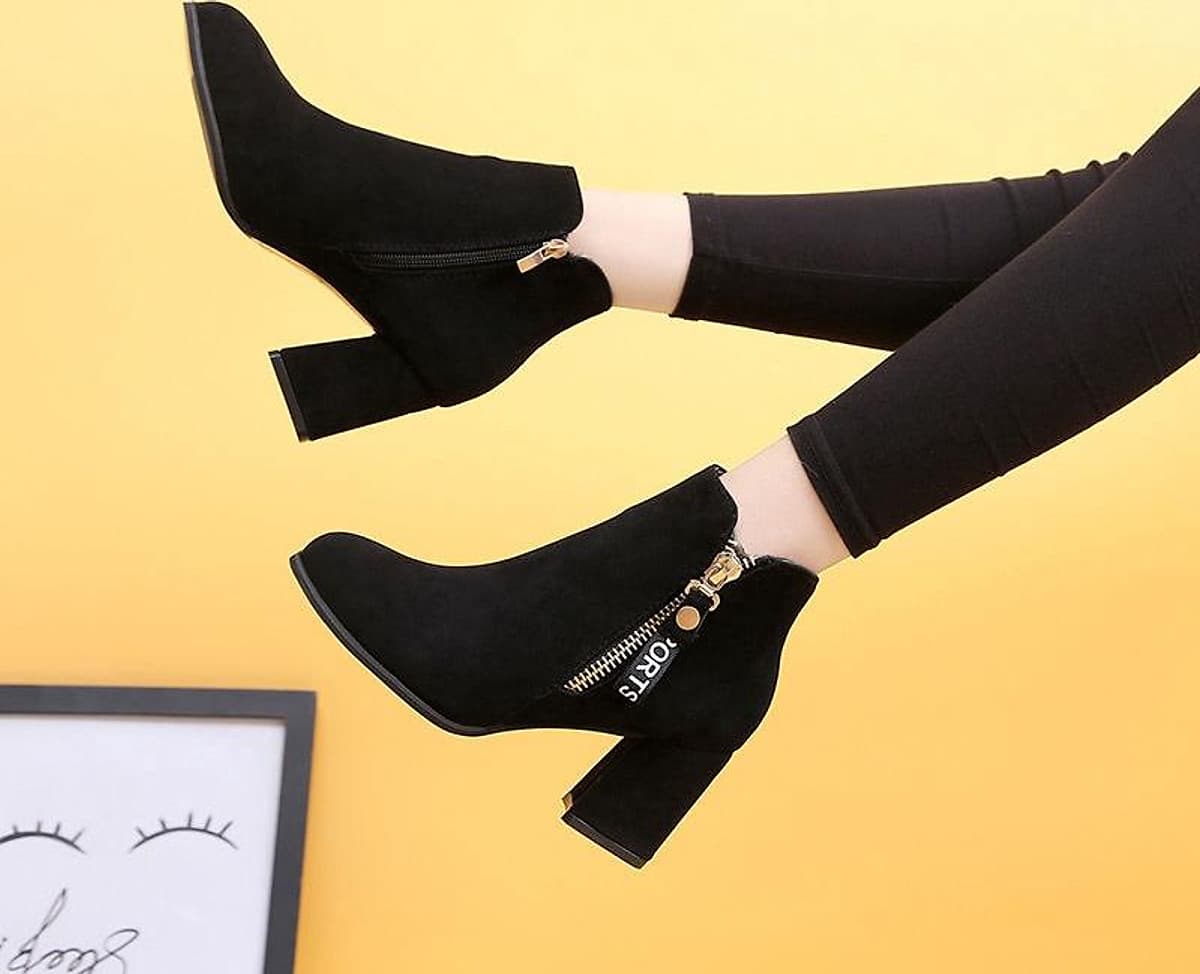 IELGY [Size34-43] Thick bottom women's shoes tide comfortable mid-heel 7cm fashion short boots shoes