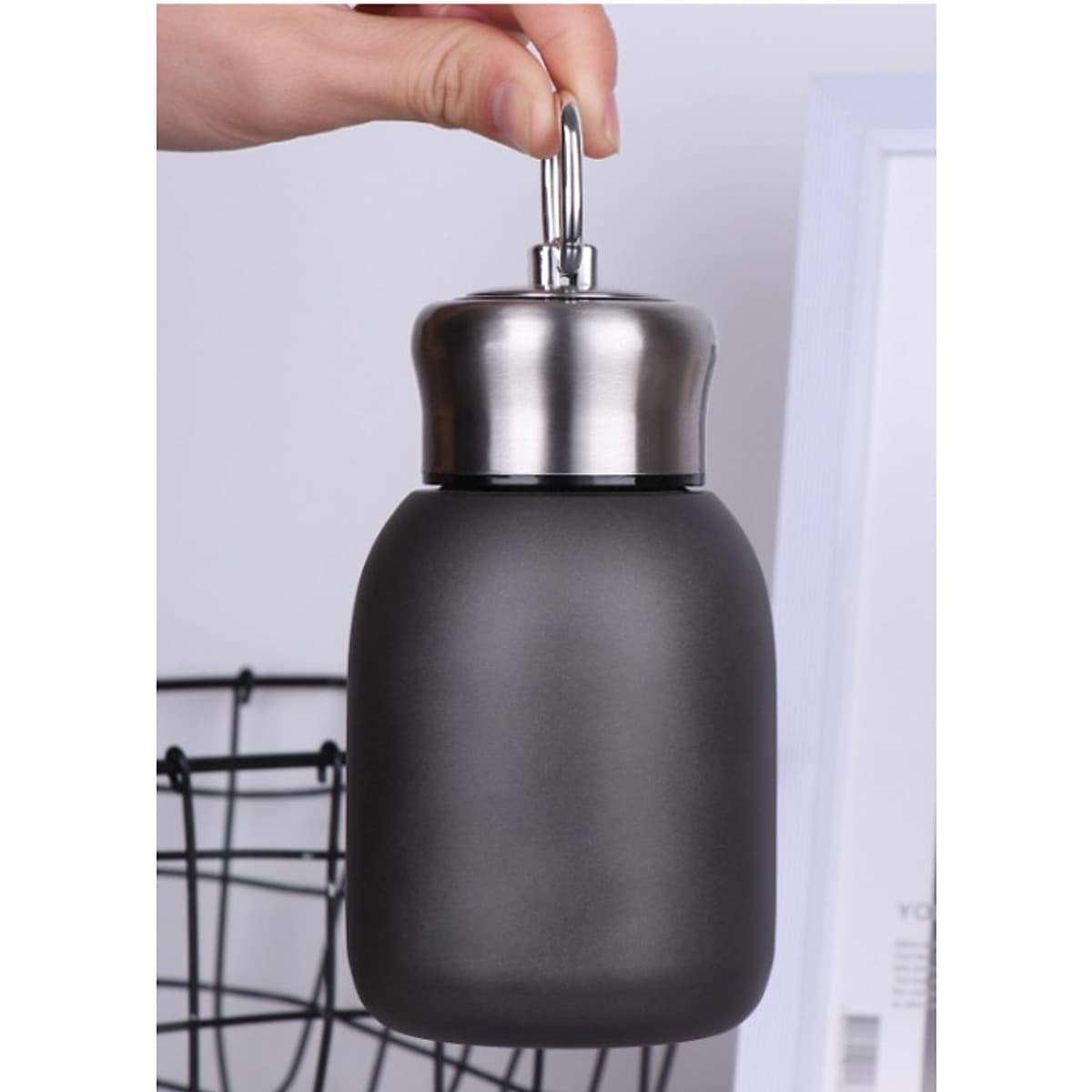 Bình Nước Giữ Nhiệt Có Móc Treo (300ml)