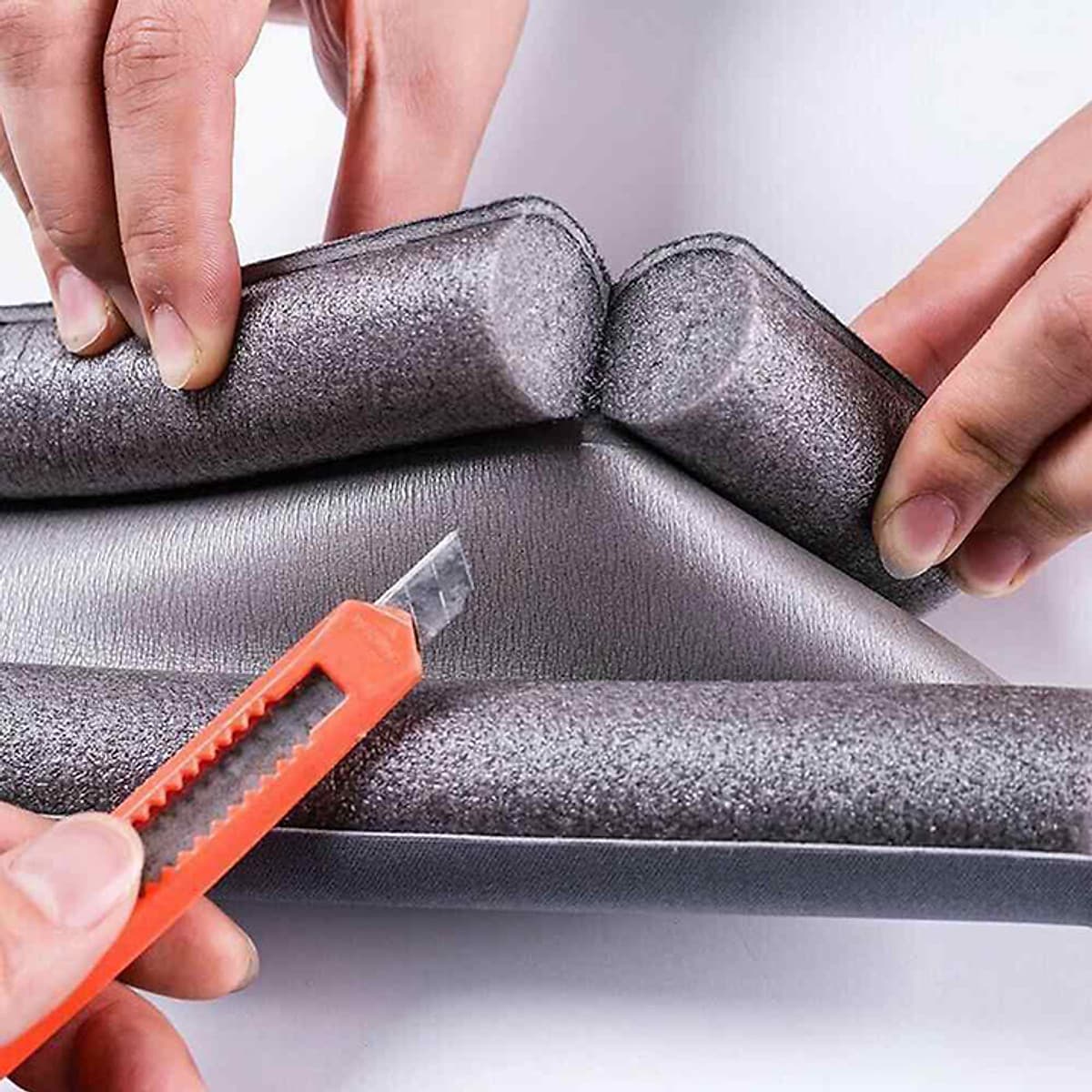 Combo 2 Ron Thanh Nẹp Xốp Chèn Chắn Cửa Chống Bụi Côn Trùng Dài 90cm Legaxi