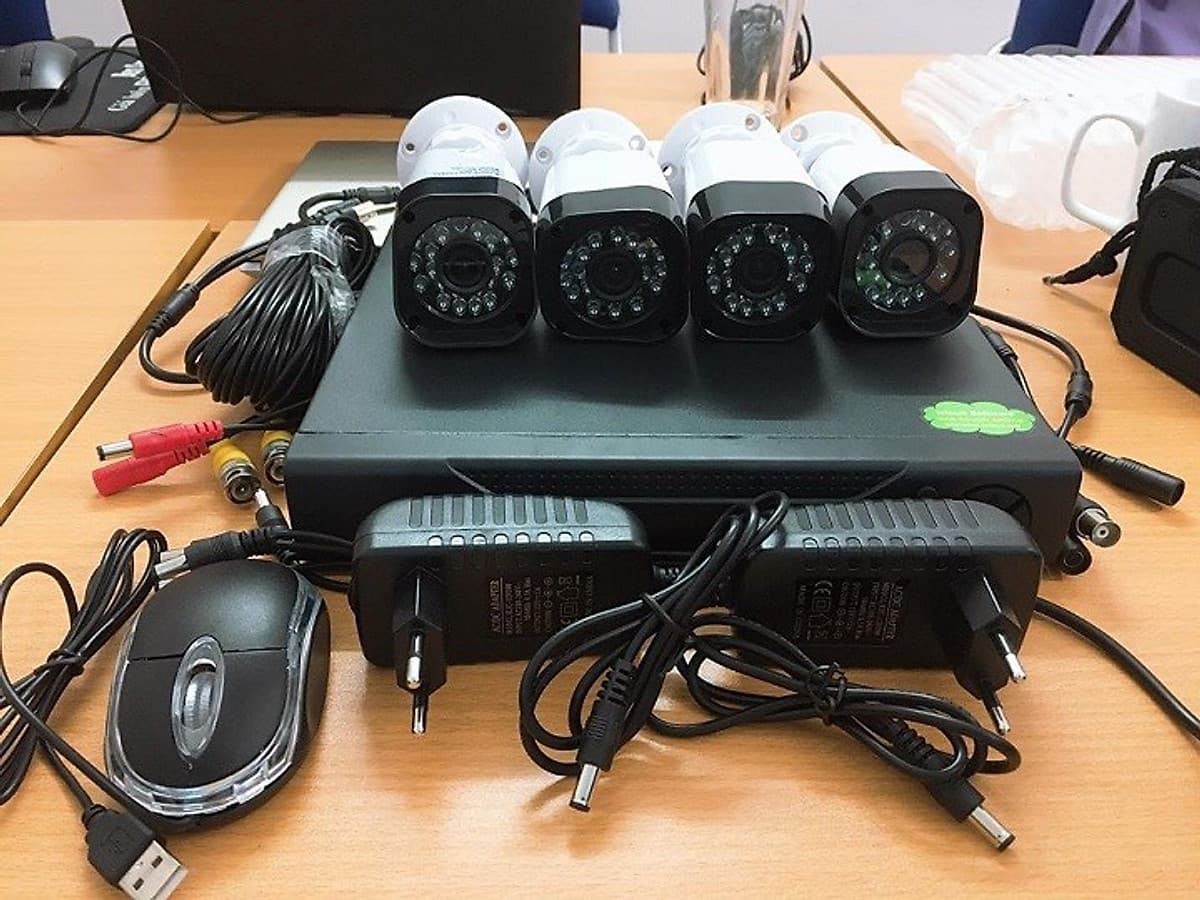 Bộ Kit Camera AHD 2.0Mp Full HD - Trọn Bộ Camera AHD 4 Kênh