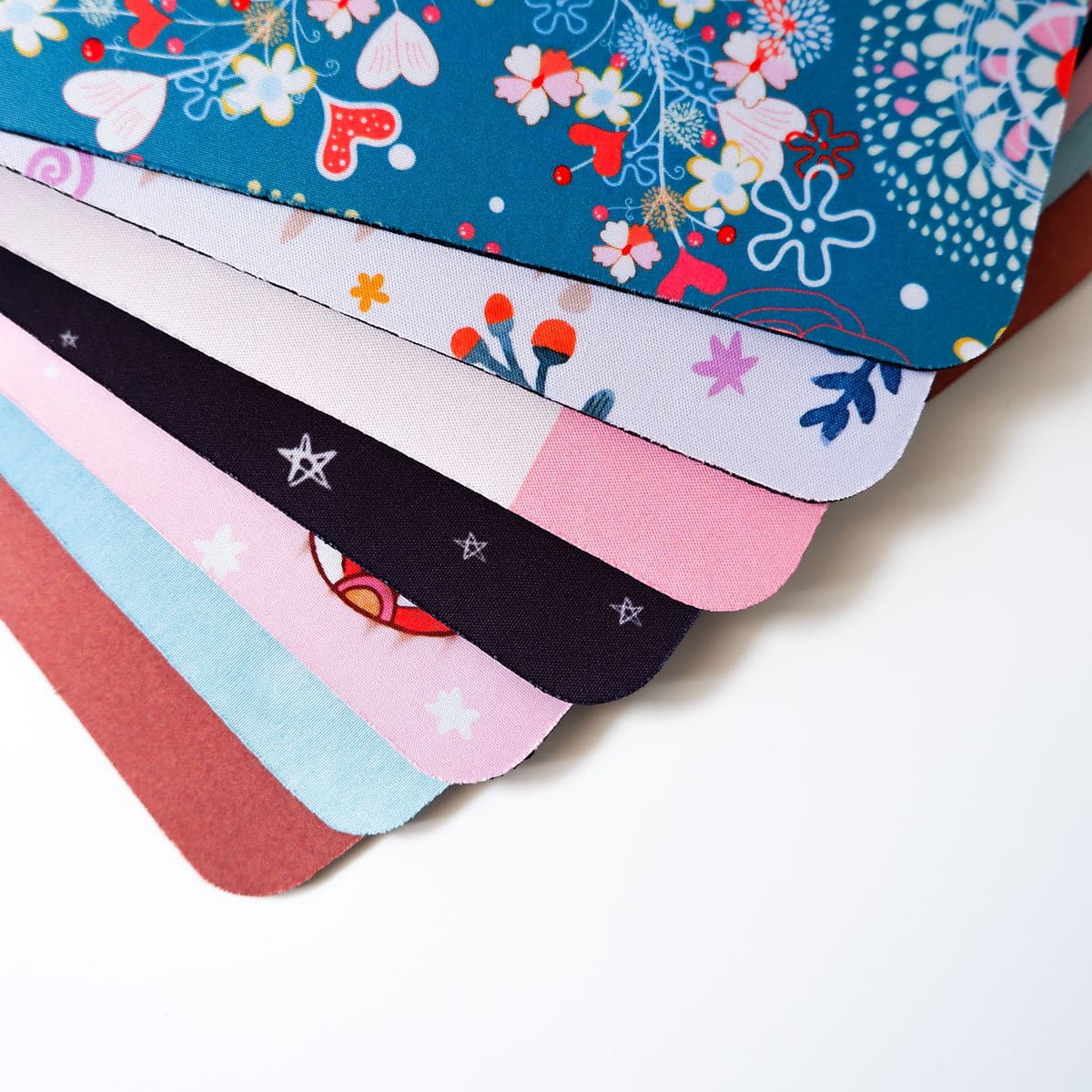 Tấm lót chuột họa tiết