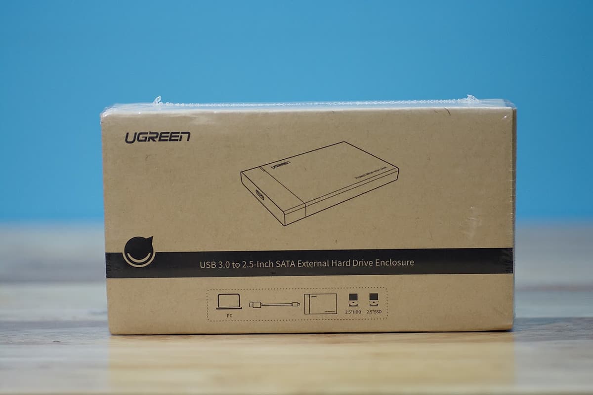 Vỏ hộp đựng ổ cứng SATA 2.0/3.0 2.5 và SSD vỏ nhựa ABS cao cấp (dây dời) UGREEN US221 30848 - Hàng Chính Hãng