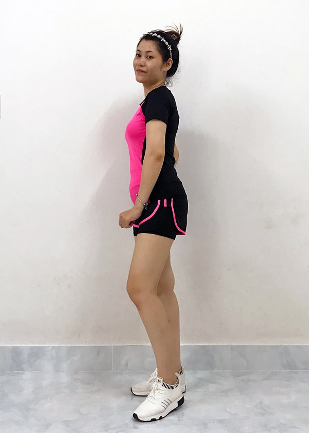 Bộ Quần Áo Tập Gym, Yoga, Thể Dục Nữ Hàng Cao Cấp - Set Quần Đùi + Áo Tay Ngắn Sườn Cong