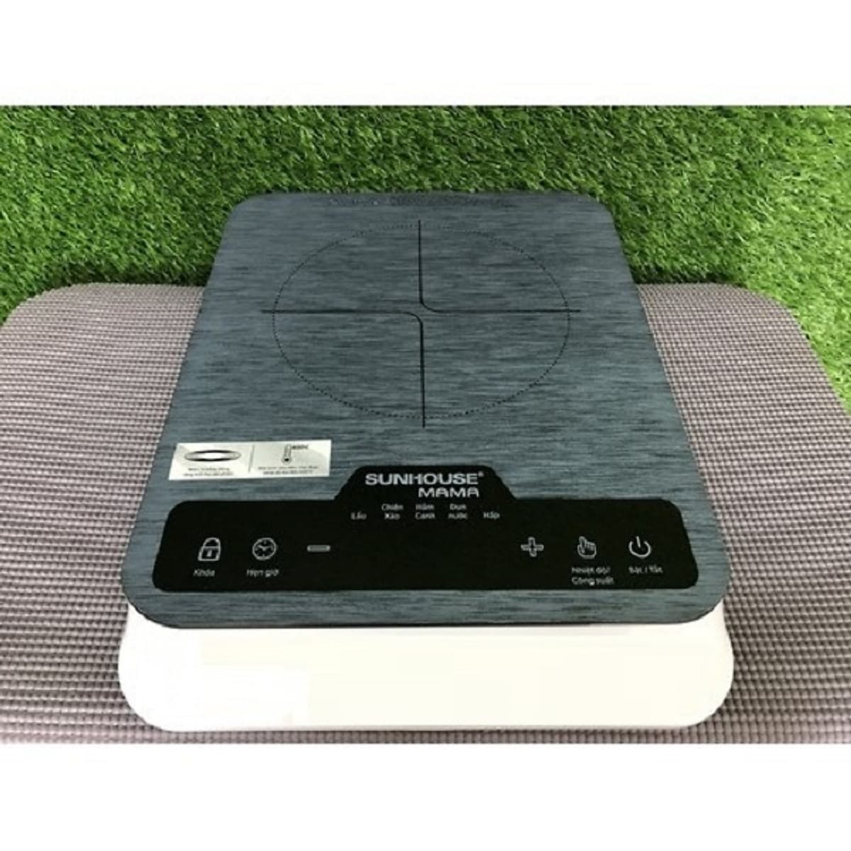 Bếp Điện Từ Cảm Ứng Sunhouse MaMa SHD6858 - Tặng Nồi Lẩu 2 Ngăn - Hàng chính hãng