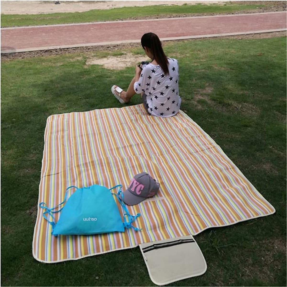 THẢM DÃ NGOẠI, DU LỊCH, PICNIC CAO CẤP - Chống thấm nước, họa tiết caro, gấp gọn tiện lợi - 2 kích thước khách chọn màu!