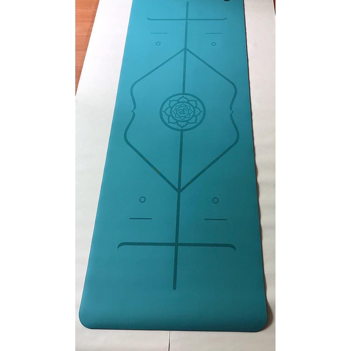 THẢM TẬP YOGA CAO CẤP ĐỊNH TUYẾN PIDO (Tặng kèm túi chuyên dụng)
