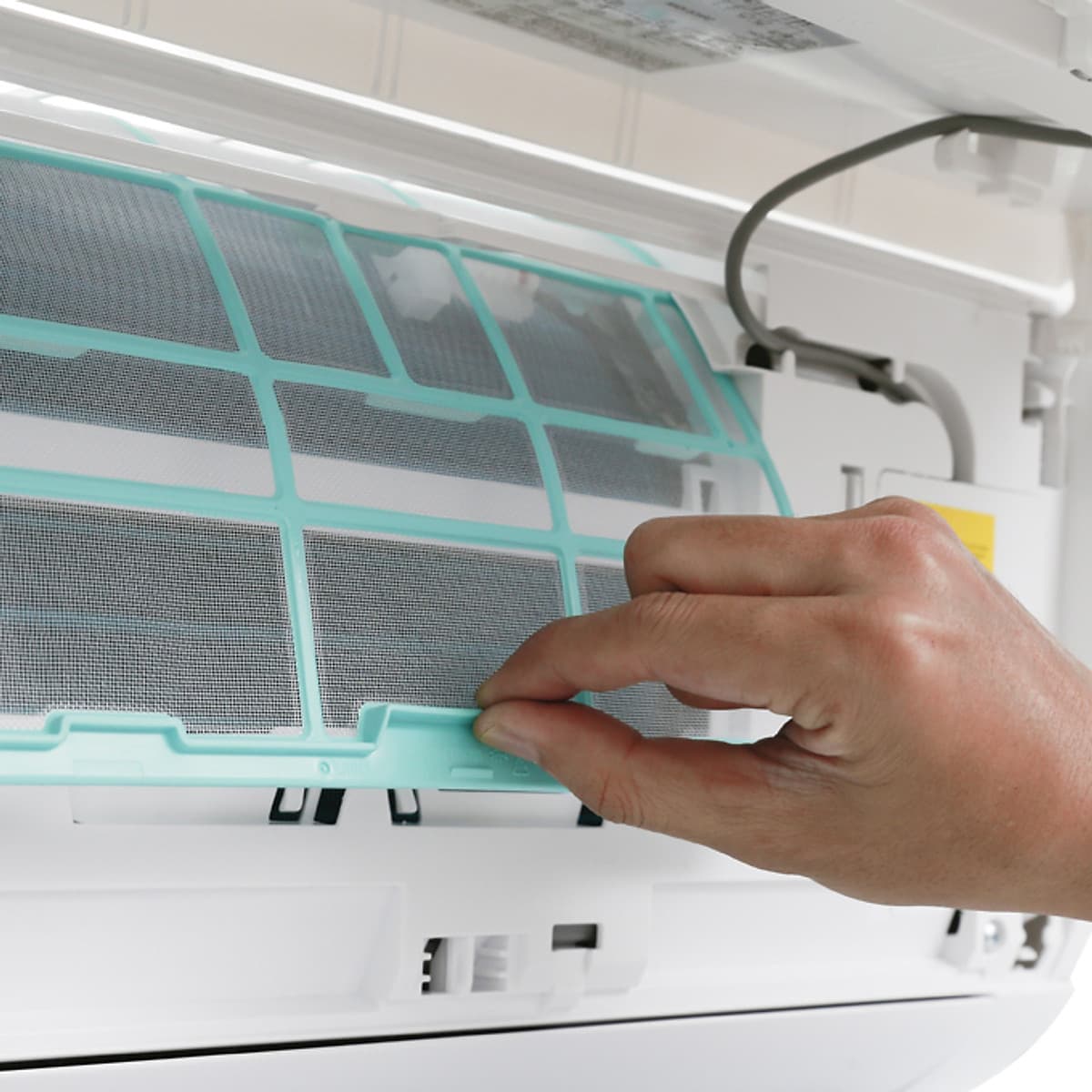 Điều Hòa Electrolux Inverter 9000 BTU ESV09CRO-D1