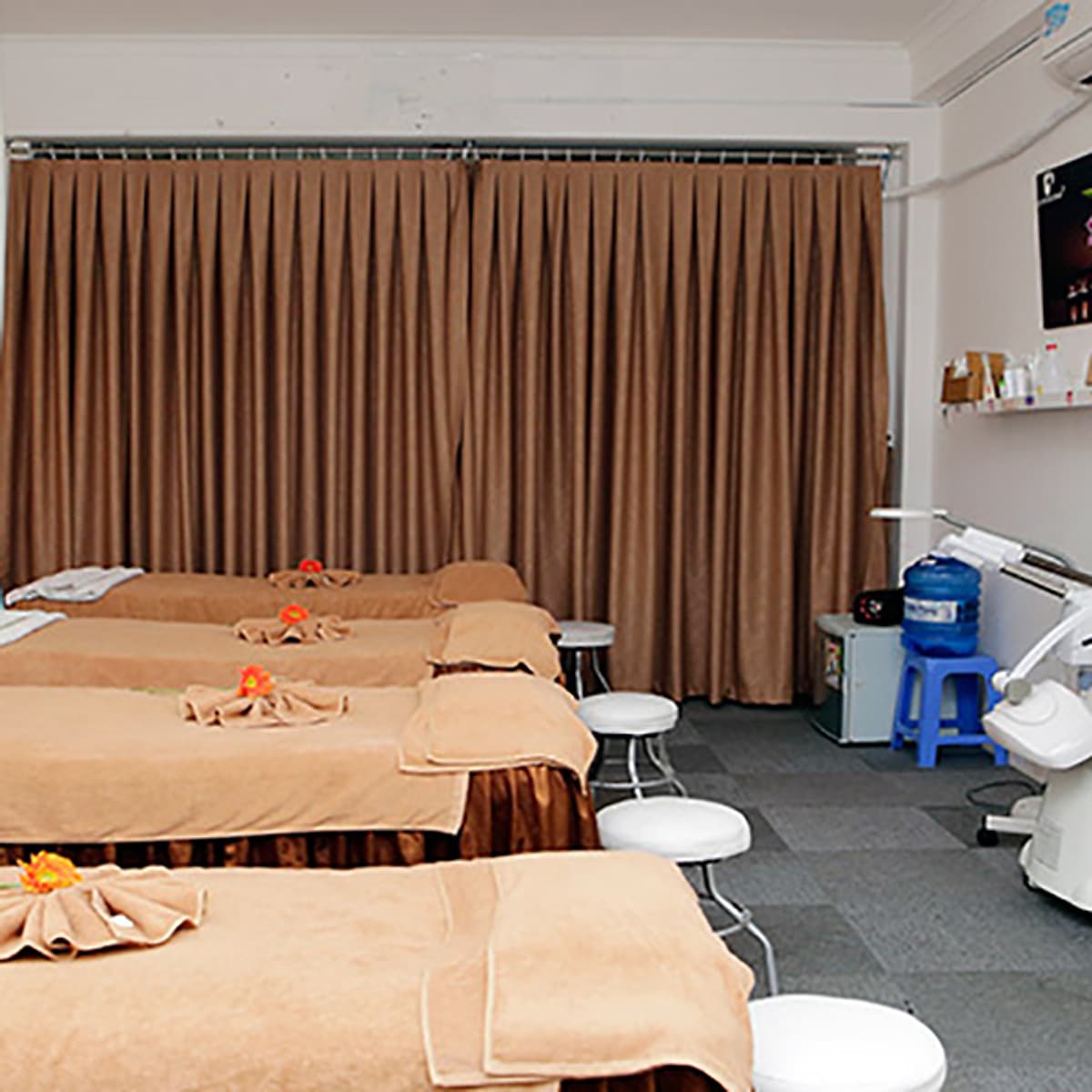 Massage Thư Giãn Đá Nóng 90 Phút Tại Paradise Beauty & Spa