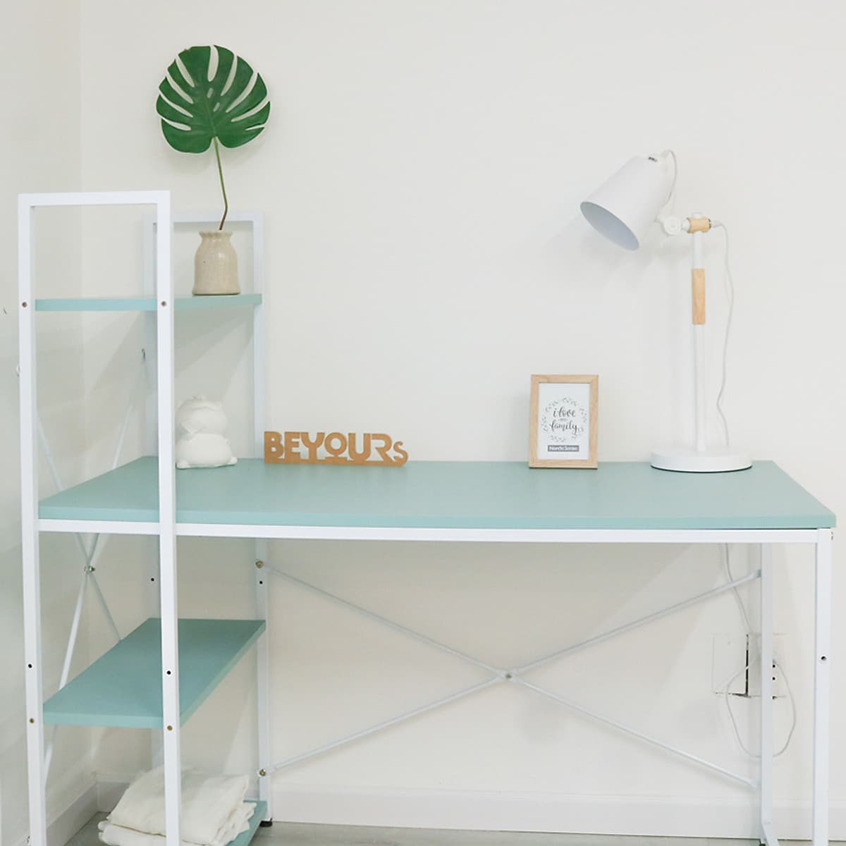 Bàn Làm Việc BEYOURs Neuly Table Gỗ Chân Sắt Phối Kệ Sách Đa Năng