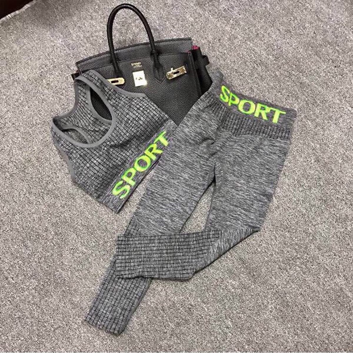 Bộ Đồ Tập Gym Yoga Nữ Họa Tiết Chữ Sport Cao Cấp SP02