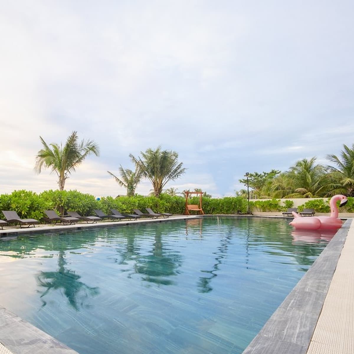 [Combo Tết Âm Lịch] 3N2Đ The May Beach Hotel 3* Phú Quốc + Vé Máy Bay Từ HCM, Bữa Sáng, Hồ Bơi, Bãi Biển Riêng Dành Cho 01 Người, Khởi Hành Mùng 2, 3, 4 Tết