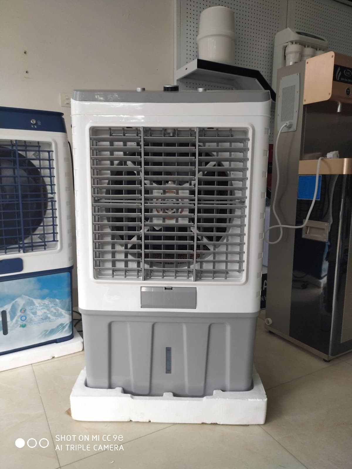 Quạt Điều Hòa Hơi Nước 80 Lít Mặt Kính, Sức Gió 8000m3/giờ Mã 8800