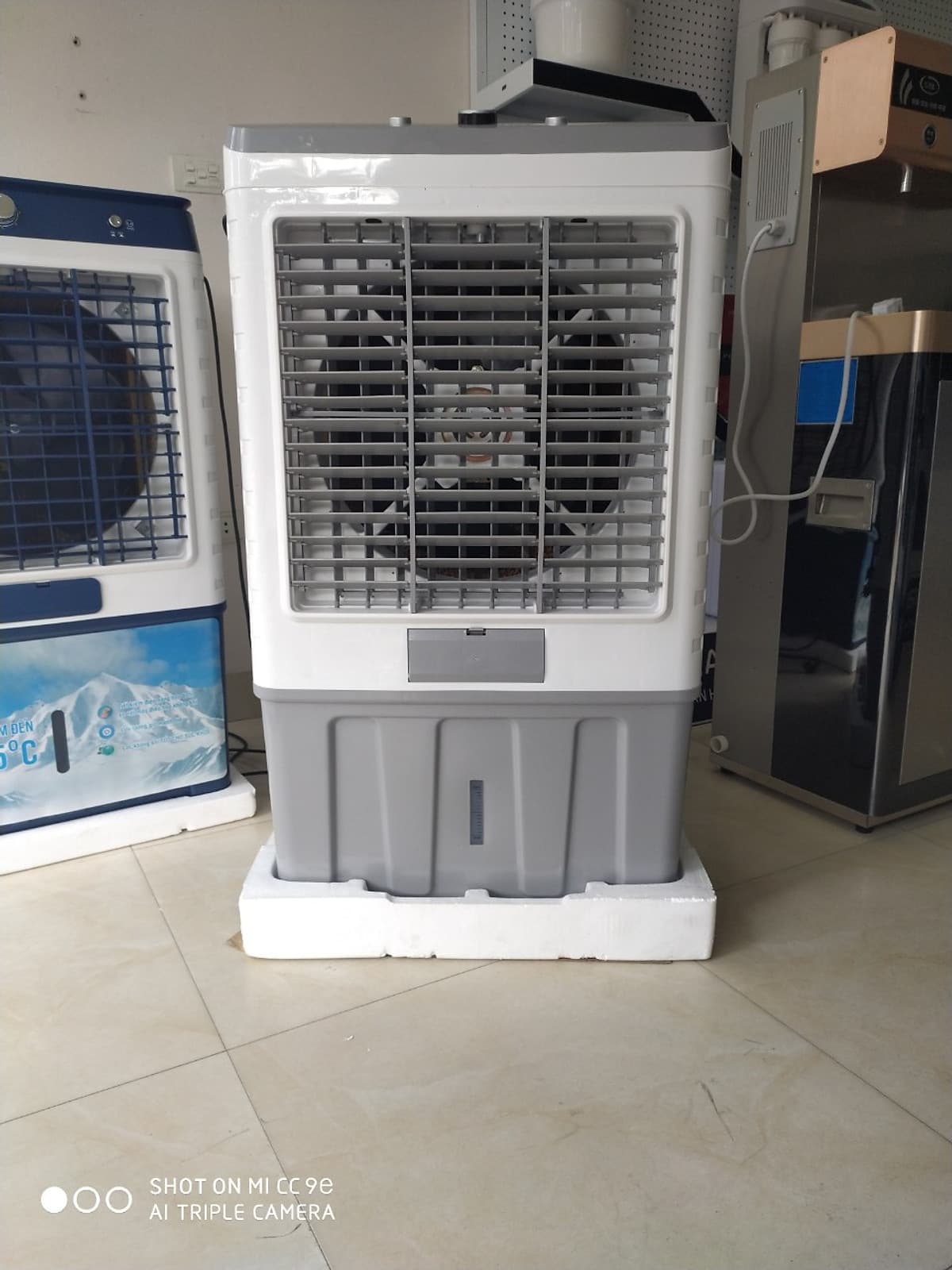 Quạt Điều Hòa Hơi Nước 80 Lít Mặt Kính, Sức Gió 8000m3/giờ Mã 8800