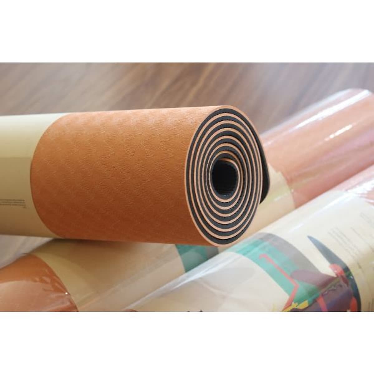 Thảm tập YOGA TPE Cao Cấp 2 lớp- 6mm dộ bám cao , chống trơn trượt 