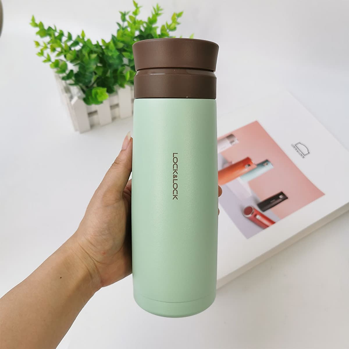 Bình Giữ Nhiệt Lock&Lock Macaron 450ml LHC4230 - Hàng Chính Hãng, Chất Liệu Thép Không Gỉ, Có Lưới Lọc Trà Tiện Dụng Kèm Ống Hút Inox 304