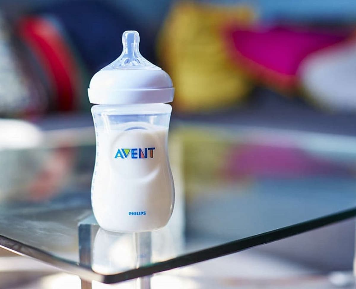 SET 3 BINH SỮA PHILIPS  AVENT NATURAL  SCF013/37 -260 ML  MÀU TRẮNG  TY MẪU MỚI