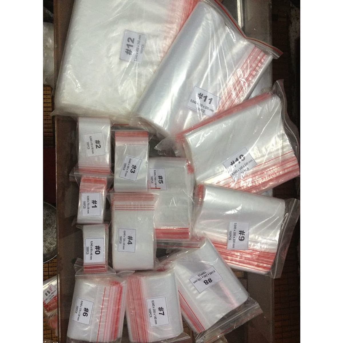 0.5 kg túi zip chỉ đỏ lựa chọn size