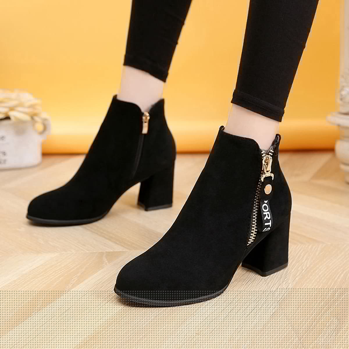 IELGY [Size34-43] Thick bottom women's shoes tide comfortable mid-heel 7cm fashion short boots shoes