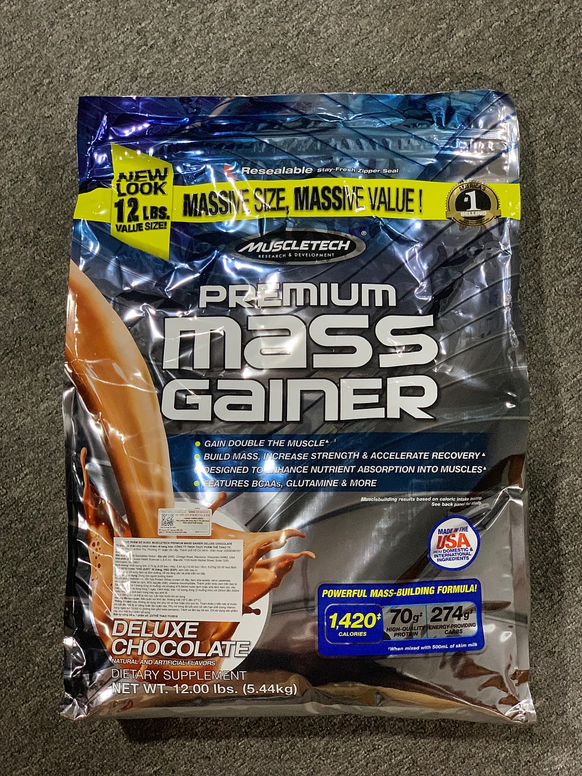 Sữa tăng cân nhanh Premium Mass Gainer 12lbs (5,4kg) - Bao bì mới - Hàng chính hãng Muscletech USA - Kèm quà tặng