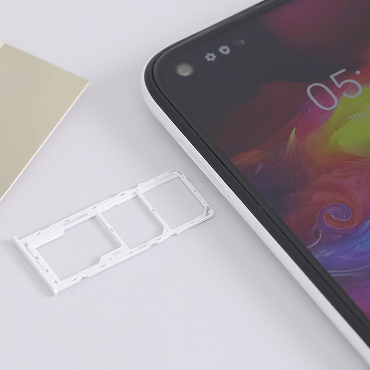 Điện Thoại Vsmart Joy 4 - Hàng Chính Hãng