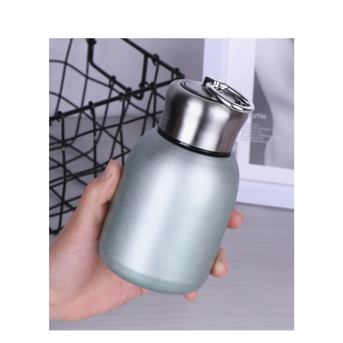 Bình Nước Giữ Nhiệt Có Móc Treo (300ml)
