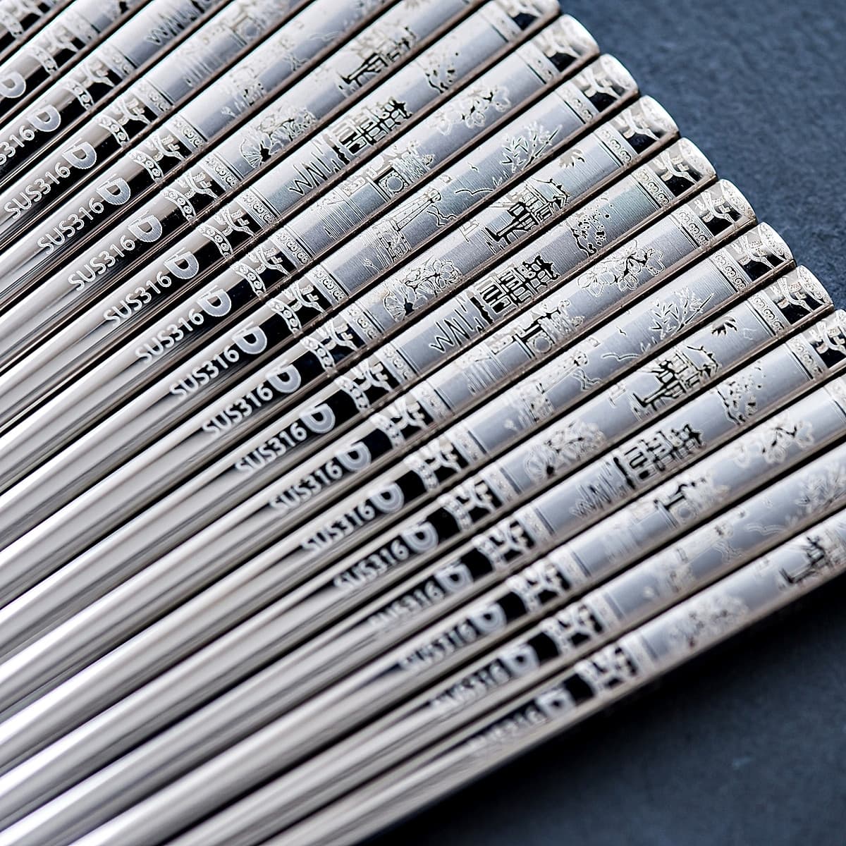 Bộ 10 đôi đũa inox 304 - 316 DandiHome 2020 chống trơn trượt, sang trọng, tinh tế