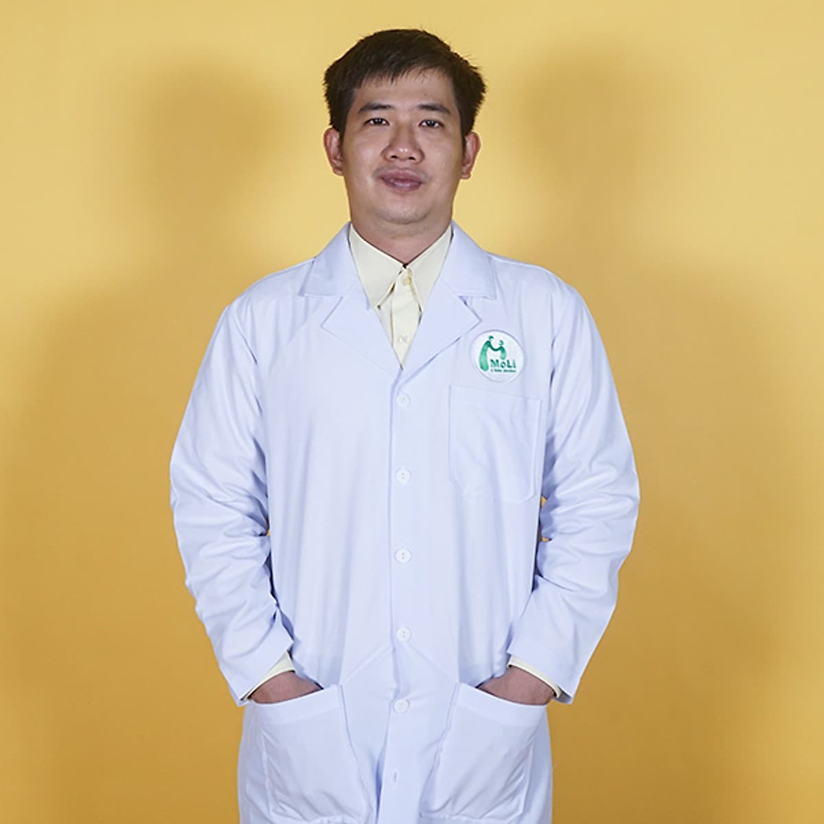 Trám Răng Người Lớn Tại Nha Khoa Moli