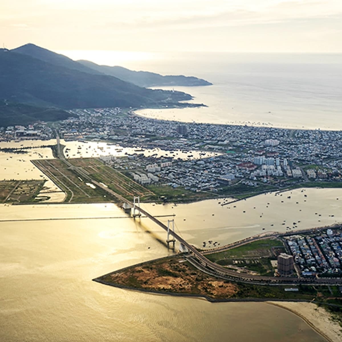 [Tour Tết 2021] 4N3Đ HCM - Đà Nẵng - Sơn Trà - Bà Nà - Hội An - Động Phong Nha - Huế, Gồm Vé Máy Bay Vietjet Air, Khởi Hành Mùng 2, 3 Tết